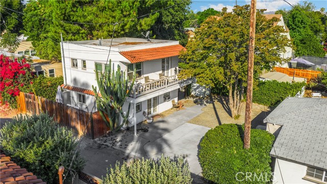Detail Gallery Image 4 of 42 For 4056 Ramona Dr, Riverside,  CA 92506 - – Beds | – Baths