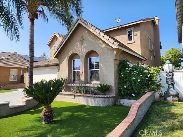 Detail Gallery Image 2 of 42 For 22344 Summer Holly Ave, Moreno Valley,  CA 92553 - 5 Beds | 4 Baths