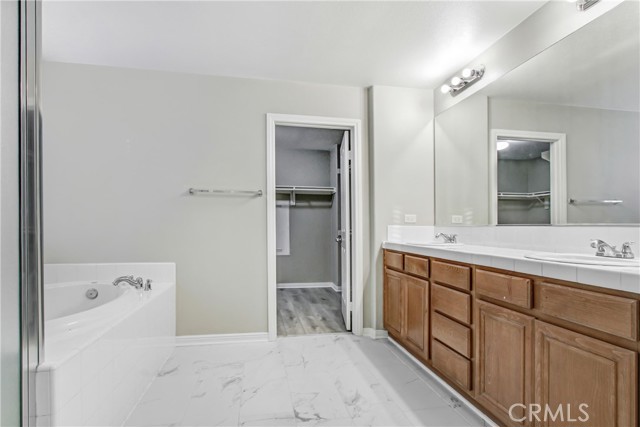 Image 16 of 44 For 32373 Whispering Willow Drive
