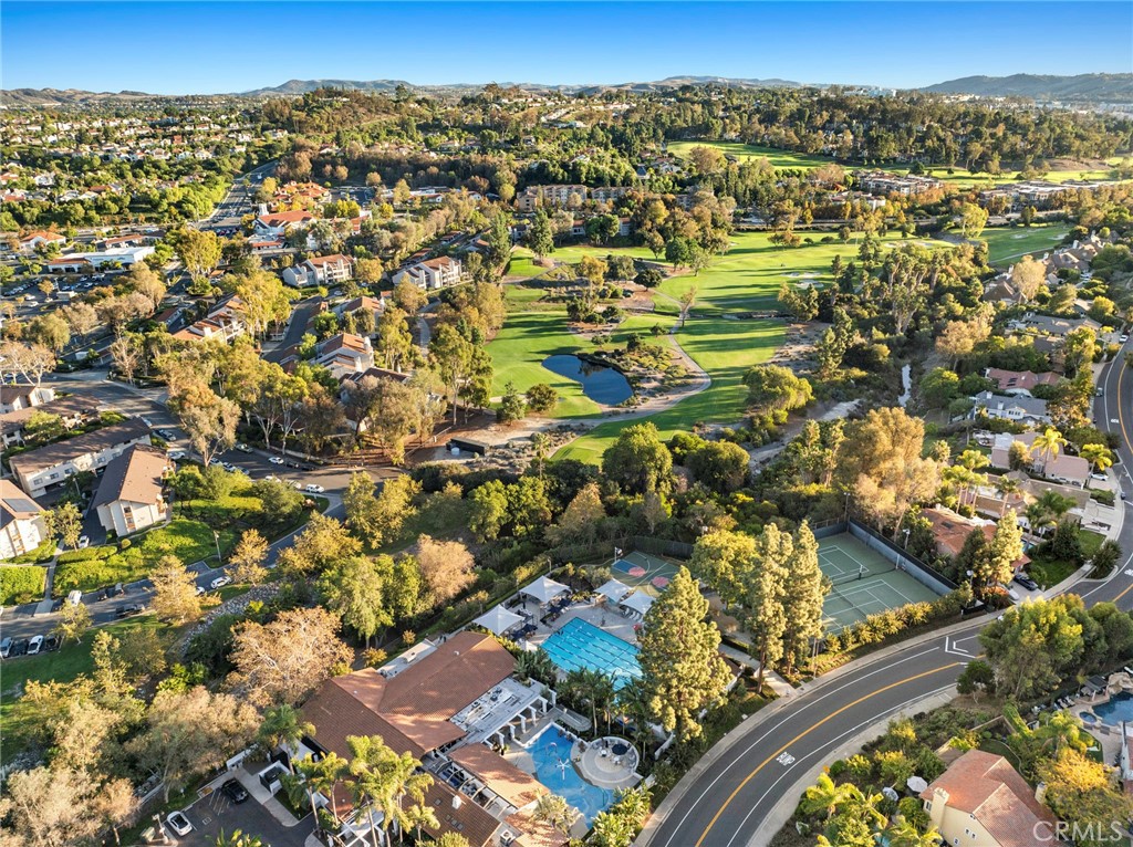 MLS #OC25243324 image #37