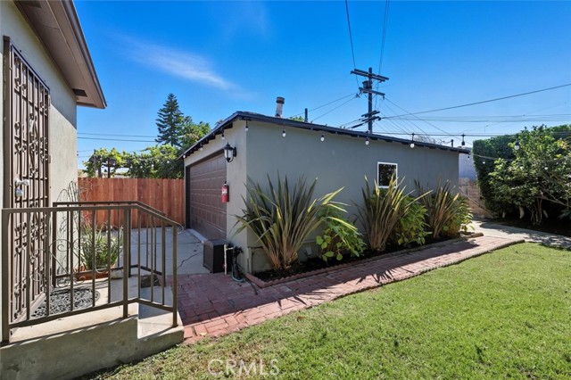 Detail Gallery Image 38 of 44 For 5030 W 130th, Hawthorne,  CA 90250 - 4 Beds | 2 Baths