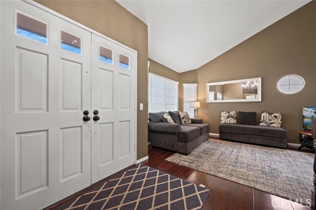 Detail Gallery Image 4 of 26 For 36 Woodswallow Ln, Aliso Viejo,  CA 92656 - 4 Beds | 3 Baths