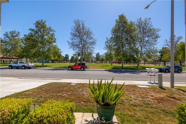 Detail Gallery Image 5 of 24 For 15465 Caballo Rd, Moreno Valley,  CA 92555 - 3 Beds | 2/1 Baths
