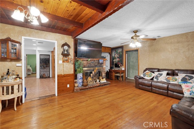 13342 Astoria Street photo 6