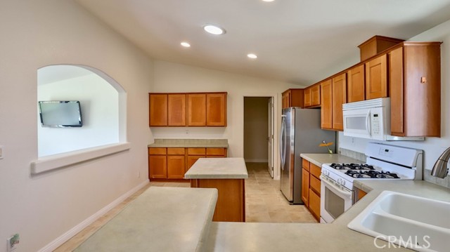 Detail Gallery Image 41 of 61 For 15260 Alvares Dr, Perris,  CA 92570 - 3 Beds | 2 Baths