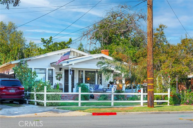 Detail Gallery Image 3 of 46 For 190 Pacific St, Tustin,  CA 92780 - 3 Beds | 1 Baths