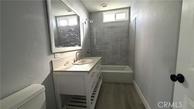 Detail Gallery Image 5 of 14 For 2523 Ogden, San Bernardino,  CA 92407 - 2 Beds | 1 Baths