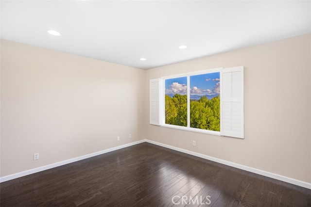 Detail Gallery Image 16 of 56 For 22 Rue Du Chateau, Aliso Viejo,  CA 92656 - 3 Beds | 2/1 Baths