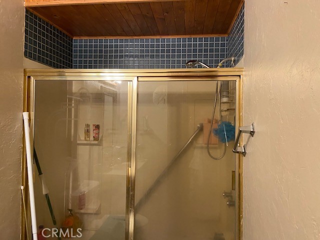 https://media.crmls.org/medias/ed9c9939-2d35-48da-88b1-9e0dc9f7392a.jpg?preset=X-Large