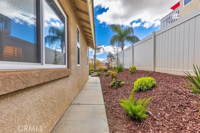 Detail Gallery Image 30 of 53 For 19 Corte Lateuza, Lake Elsinore,  CA 92532 - 3 Beds | 2/1 Baths