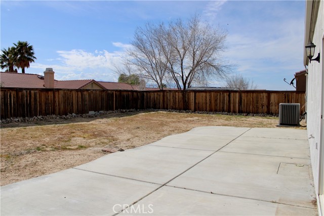 Detail Gallery Image 14 of 14 For 14995 Hopland, Victorville,  CA 92394 - 3 Beds | 2 Baths