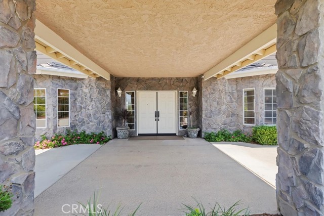40624 Calle Cancion, Temecula CA: https://media.crmls.org/medias/ed9f0557-ad2d-4e52-99fb-1ea216976474.jpg