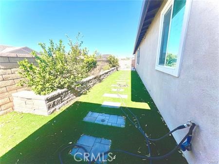 https://media.crmls.org/medias/ed9f222b-8a51-4abc-bfc8-70a058812366.jpg?preset=X-Large