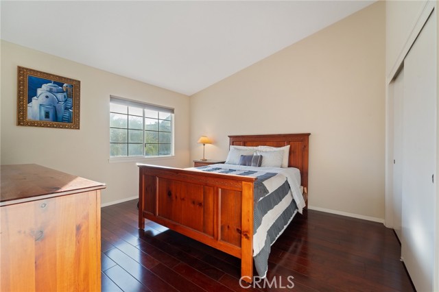 11648 Mariposa Bay Lane, Porter Ranch CA: https://media.crmls.org/medias/ed9f6776-2971-46a1-9d76-4c8f6360f597.jpg