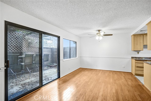 Detail Gallery Image 7 of 30 For 1110 Strawberry, Glendora,  CA 91740 - 2 Beds | 3 Baths