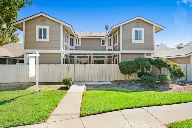 Detail Gallery Image 1 of 1 For 1650 S Campus Ave #44,  Ontario,  CA 91761 - 2 Beds | 2/1 Baths