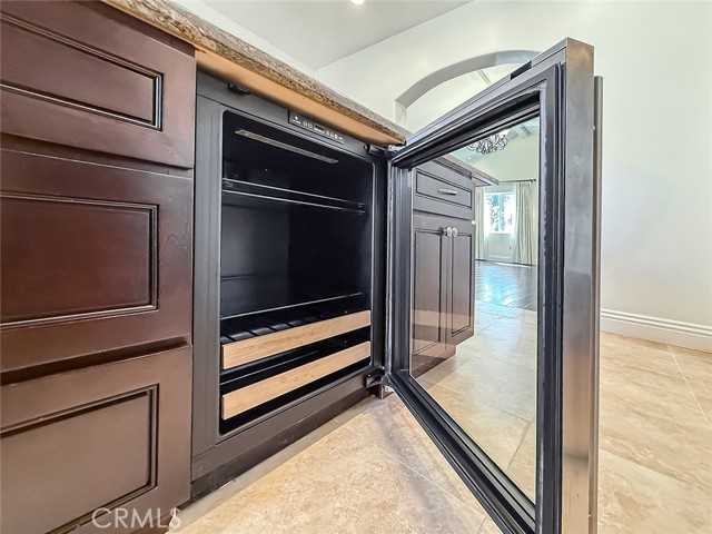 Detail Gallery Image 18 of 58 For 5960 Balcom, Encino,  CA 91316 - 4 Beds | 4 Baths