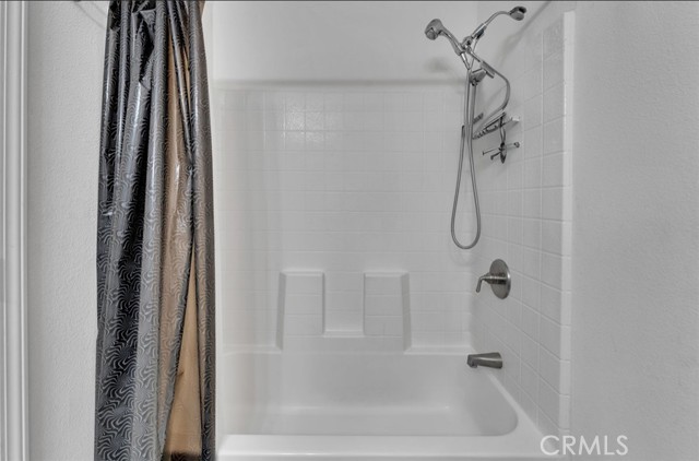 Detail Gallery Image 18 of 22 For 12700 Elliott Ave #219,  El Monte,  CA 91732 - 3 Beds | 2 Baths