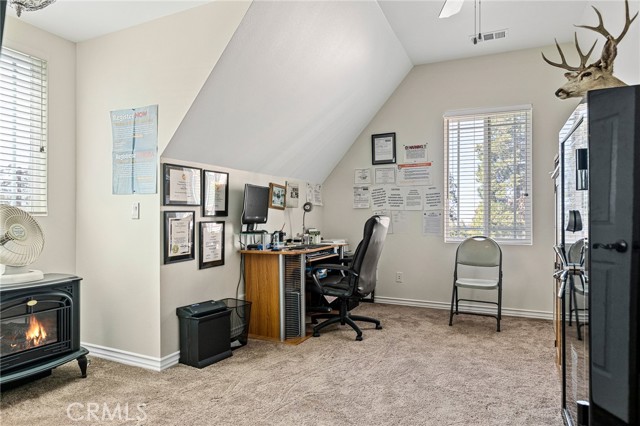 919 Venus Way, Crestline, CA 92325