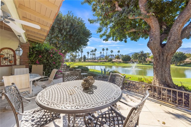 Detail Gallery Image 5 of 52 For 353 Villena Way, Palm Desert,  CA 92260 - 3 Beds | 2/1 Baths