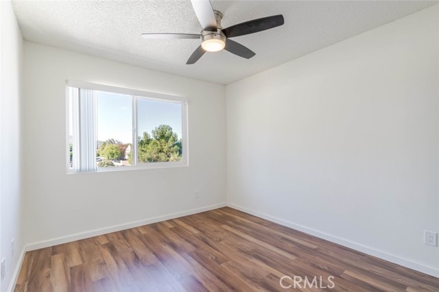 Detail Gallery Image 12 of 26 For 909 E Chevy Chase #9,  Glendale,  CA 91205 - 2 Beds | 2 Baths