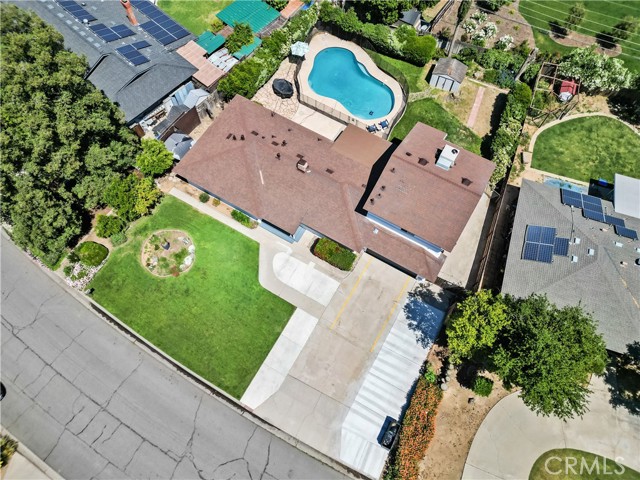 Detail Gallery Image 59 of 65 For 925 S Purdue Ave, Fresno,  CA 93727 - 6 Beds | 4 Baths