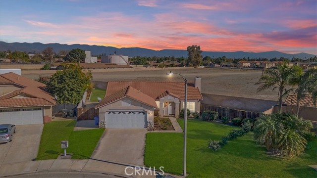 Detail Gallery Image 1 of 1 For 14398 Upas Ct, Fontana,  CA 92335 - 3 Beds | 2 Baths