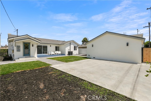 23401 Anza Ave, Torrance CA: https://media.crmls.org/medias/eda36dab-cfc6-4adc-b63a-56f35e454818.jpg