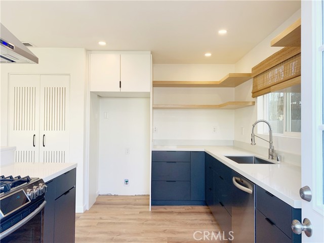 11835 Gale Ave, Hawthorne CA: https://media.crmls.org/medias/eda36e57-fe14-4b52-a8a3-94a836bfeee2.jpg