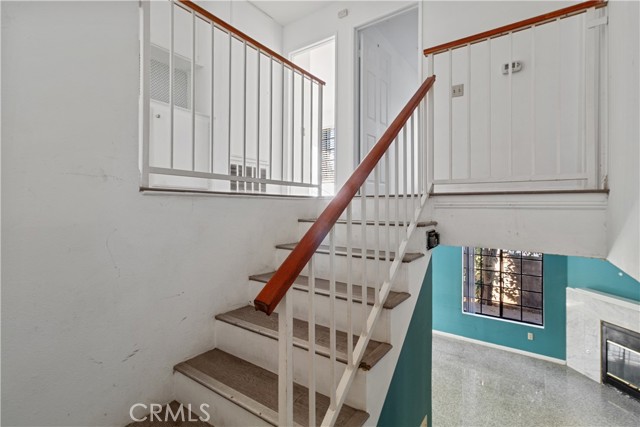 Detail Gallery Image 9 of 25 For 1021 S Reservoir, Pomona,  CA 91766 - 3 Beds | 2/1 Baths