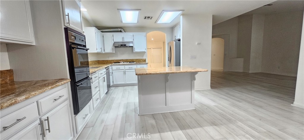 MLS #IG25217861 image #14