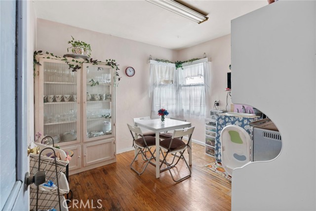 Detail Gallery Image 8 of 33 For 12323 Edgebrook Ave, Lynwood,  CA 90262 - 3 Beds | 1 Baths