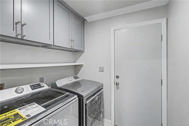 Detail Gallery Image 12 of 29 For 12714 Dorsey Ct, Victorville,  CA 92392 - 5 Beds | 3 Baths