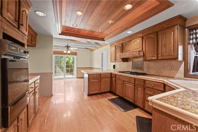 Detail Gallery Image 18 of 43 For 130 W Crystal View Ave, Orange,  CA 92865 - 4 Beds | 2 Baths