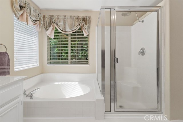 29944 Peach Tree Court, Murrieta CA: https://media.crmls.org/medias/eda49c9f-b68b-481f-996b-06f8d5a2c780.jpg
