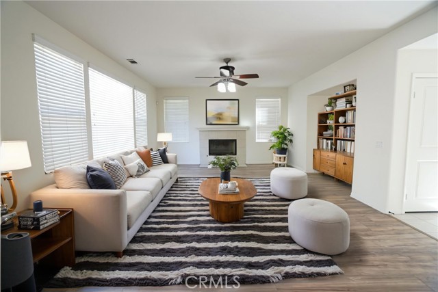 Detail Gallery Image 11 of 37 For 13580 Brush Creek, Corona,  CA 92880 - 6 Beds | 4/1 Baths