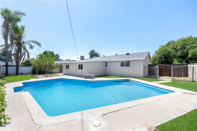 8888 Patrero Street, Riverside CA: https://media.crmls.org/medias/eda50f07-22cd-43da-9252-3ba31819e271.jpg