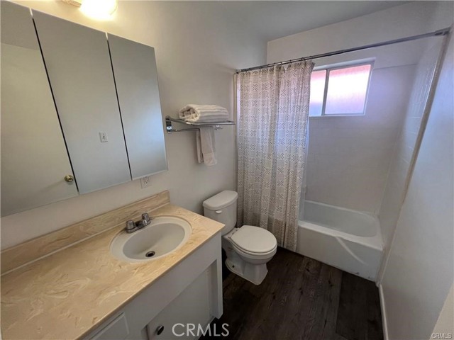 Detail Gallery Image 7 of 9 For 315 E 8th St, Corona,  CA 92879 - 1 Beds | 1 Baths