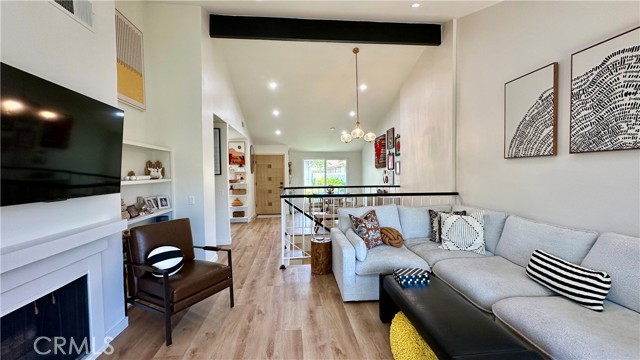 Detail Gallery Image 9 of 38 For 11467 Tampa Ave #154,  Porter Ranch,  CA 91326 - 3 Beds | 3 Baths