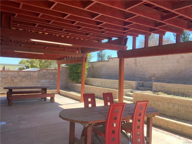 Detail Gallery Image 15 of 16 For 22781 Brompton, Moreno Valley,  CA 92553 - 4 Beds | 3 Baths