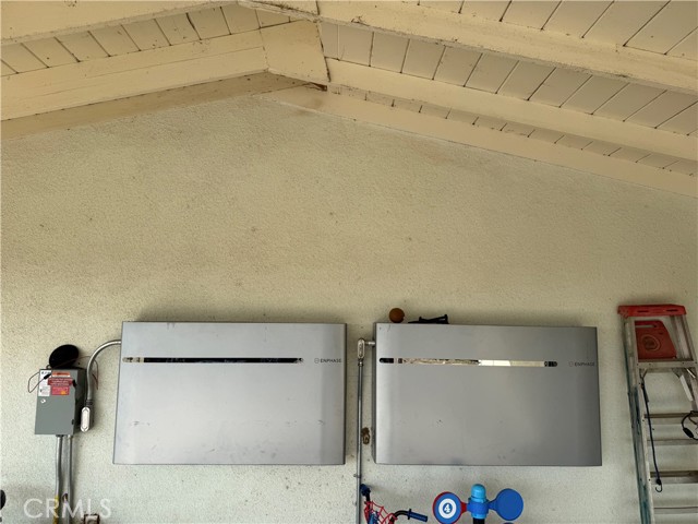 Detail Gallery Image 18 of 70 For 25565 Road 13, Chowchilla,  CA 93610 - 4 Beds | 3 Baths