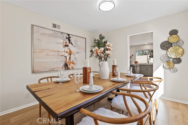 Detail Gallery Image 14 of 55 For 12547 Yosemite, Cerritos,  CA 90703 - 4 Beds | 3 Baths