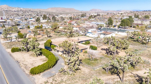 Detail Gallery Image 31 of 31 For 7411 Joshua Ln, Yucca Valley,  CA 92284 - 6 Beds | 2 Baths