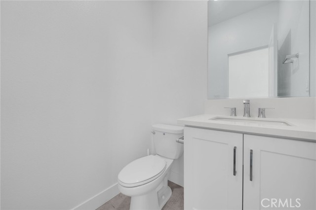 27216 Coyote Bush Court, Valencia CA: https://media.crmls.org/medias/eda89404-08d3-430c-a3d0-8f02c29c9ad6.jpg