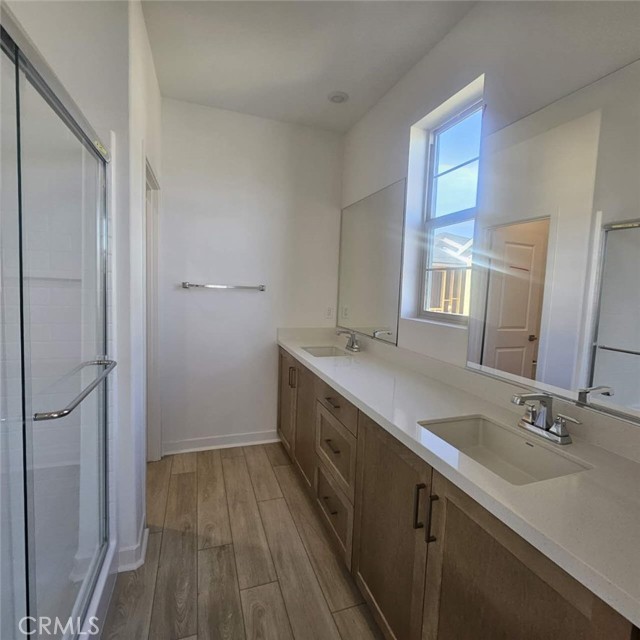 Detail Gallery Image 36 of 46 For 2640 Sprout Lane #102,  Corona,  CA 92883 - 3 Beds | 2/1 Baths