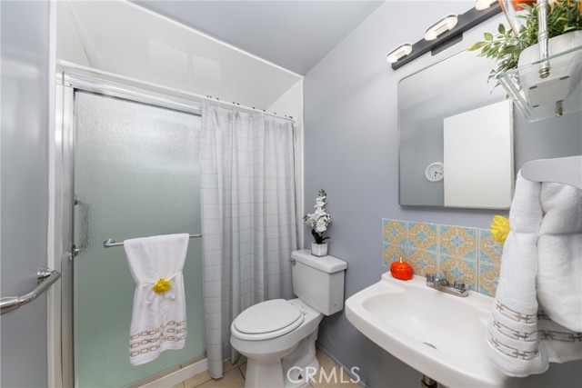 Detail Gallery Image 13 of 31 For 12514 Magnolia Ave, Victorville,  CA 92395 - 2 Beds | 1 Baths