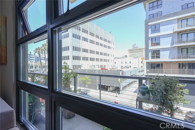 Detail Gallery Image 25 of 75 For 133 the Promenade #334,  Long Beach,  CA 90802 - 1 Beds | 1 Baths