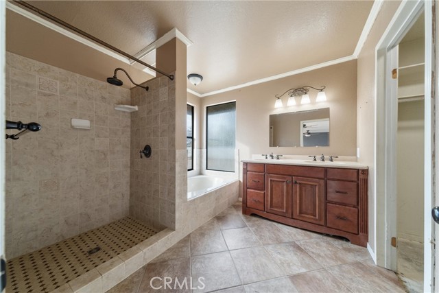 Detail Gallery Image 13 of 18 For 9620 E Avenue Q, Palmdale,  CA 93591 - 3 Beds | 2 Baths