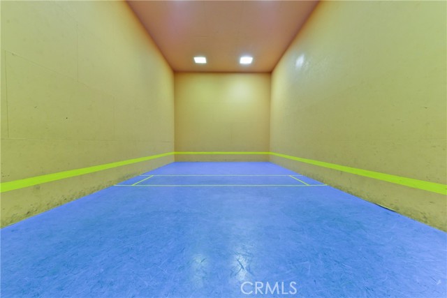 Detail Gallery Image 22 of 25 For 5535 Canoga Ave #218,  Woodland Hills,  CA 91367 - 1 Beds | 1 Baths