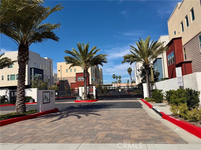 Detail Gallery Image 31 of 32 For 1677 W Lincoln #103,  Anaheim,  CA 92801 - 2 Beds | 2/1 Baths